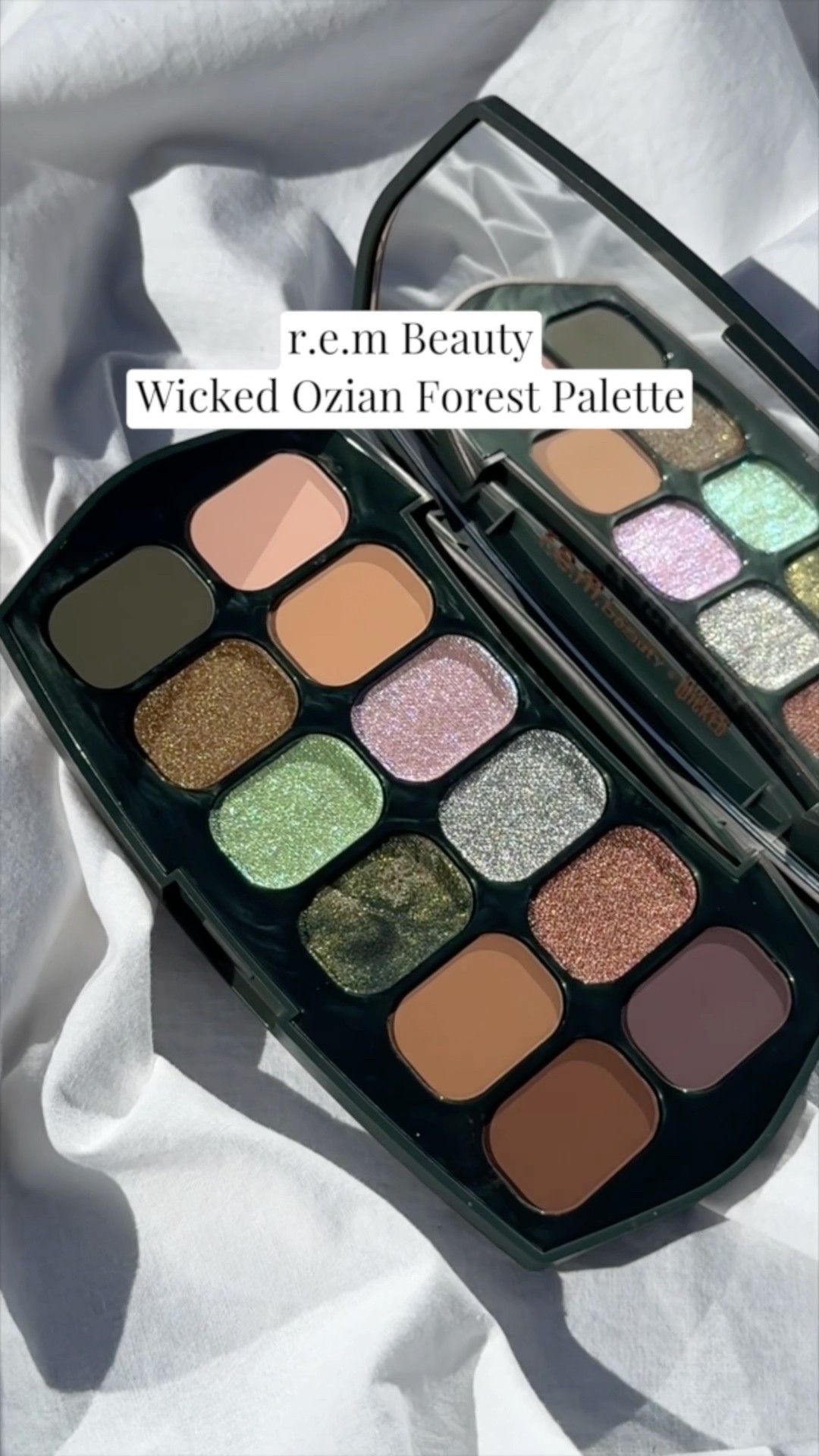 NEW r.e.m. Beauty Wicked Ozian Forest Palette 🪄✨💚 #wicked - YouTube