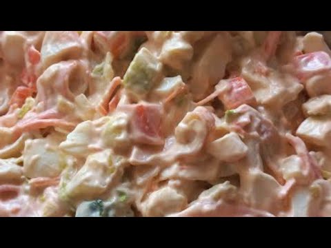 Video: Ensalada de calamar, palitos de cangrejo y camarones: recetas