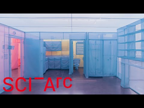 Vidéo: Salle de jeux confortable avec un décor amical