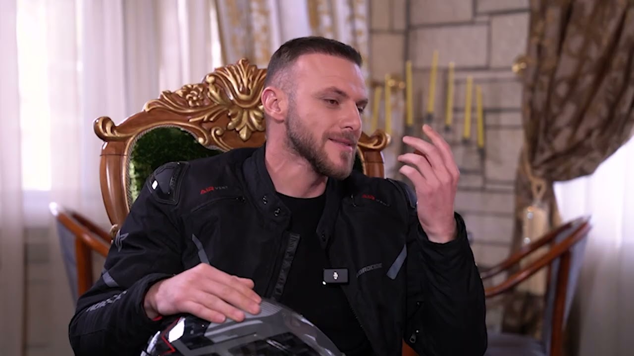 Qesh se për të qeshur është 24 1 2026