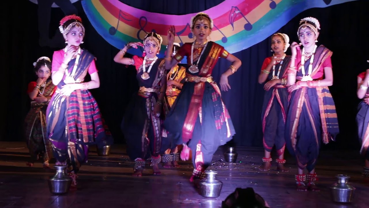 En Koda En Kodava   Dance Performance  Moon Walkes  Dance School Ballari