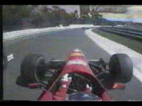 Estoril 1996 - Villeneuve overtakes Schumacher on the outside