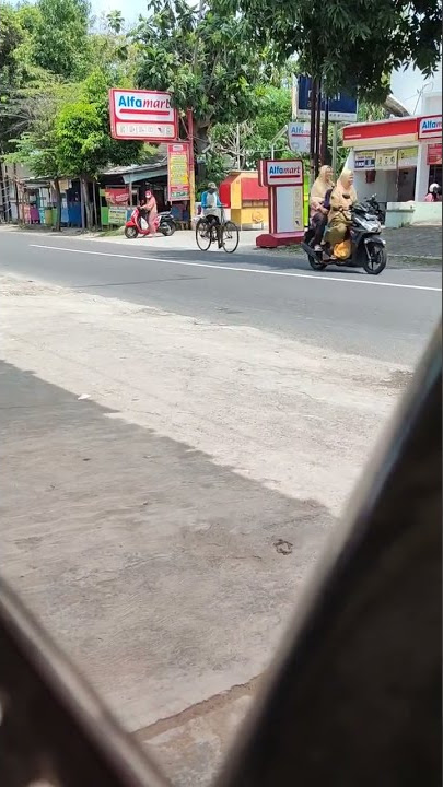 mbah ji ke pasar kliwon