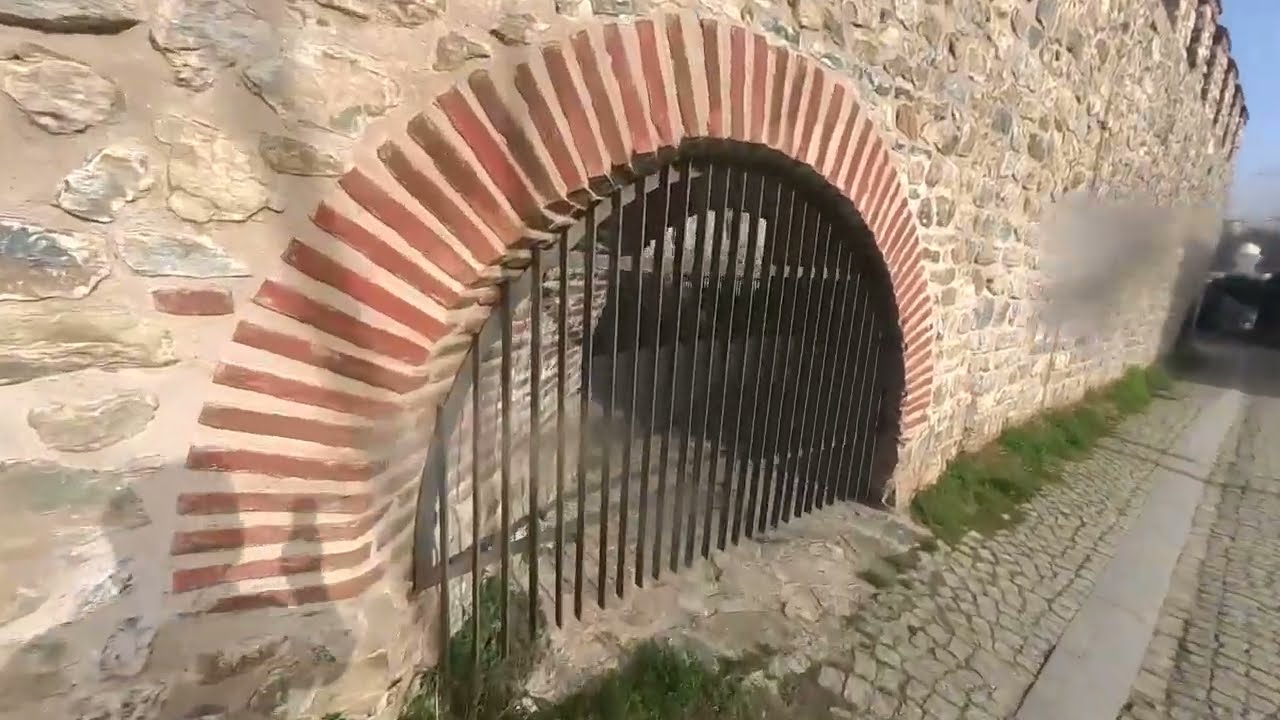 YILDIRIM BEYAZIT'IN YAPTIRDIĞI ANADOLU HİSARINDAYDIK.🙏💐#anadolu #anadoluhisarı #yıldırımbeyazıt#kale