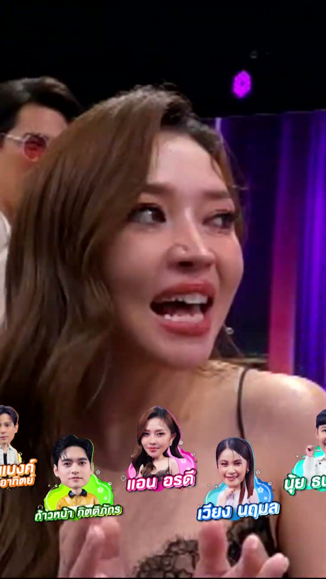 ยังไม่รู้ตัวอีกนะพี่นุ้ย #ร้องข้ามกำแพง #TheWallSong