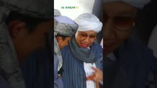 Buya Yahya Peluk Sayyid Haidar Al Haddar