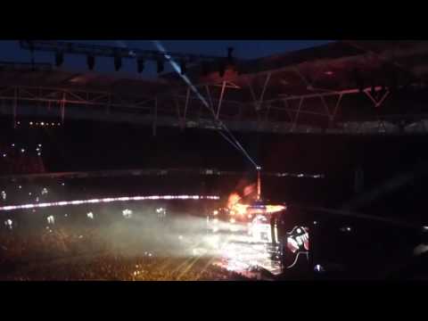 Roll Over Beethoven - Wembley June 24th 2017