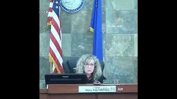 withered foxy jumpscares judge meme