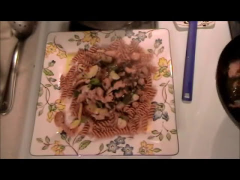 how to cook chicken with mushrooms, artichoke, basil and pasta