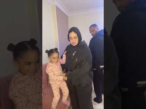 لما اجى أضربها و الاقى أبوها معدى     