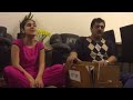 دخترک خردسال شهر خالی جاده خالی کوچه خالی میهنی افغانستان 
