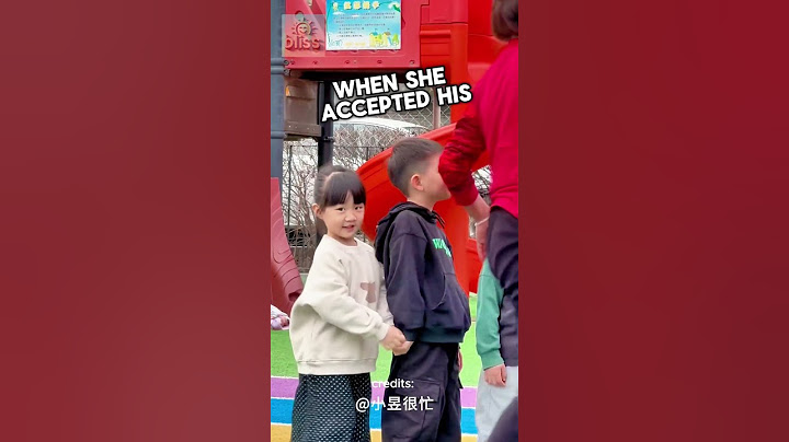 The Boy Felt Shy, Wanting to Hold the Little Girl's Hand ❤️ #shorts