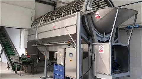 Loading conveyor soaking drums