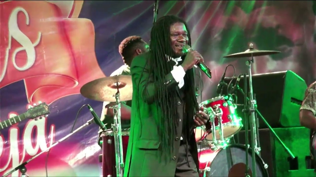 Prophète Nico chante Parakou à Kaboli au Togo