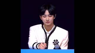 ENHYPEN Jungwon youngest leader in kpop taking notes during his debut interview #enhypen #jungwon