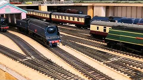 Greenhill Junction - 500 Subscriber Layout Tour & Running Session - Video 50