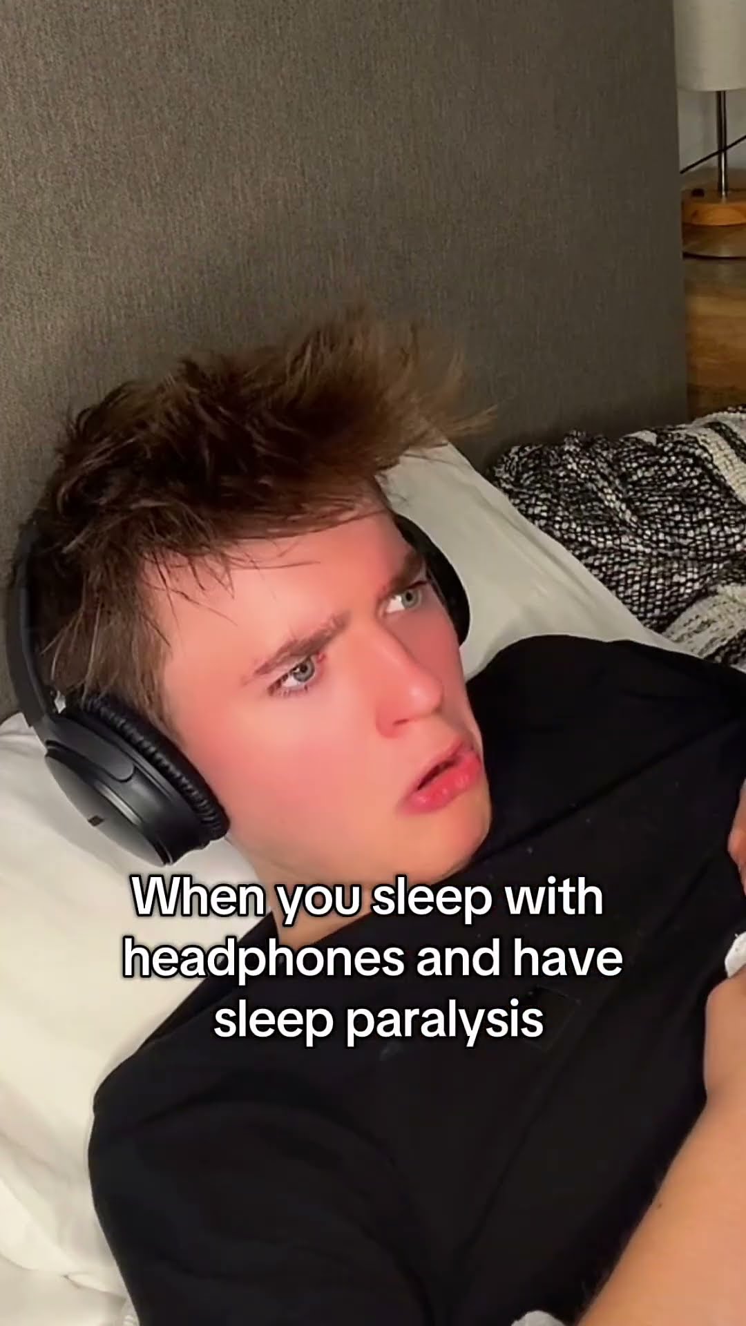 Sleep Paralysis with Headphones ?