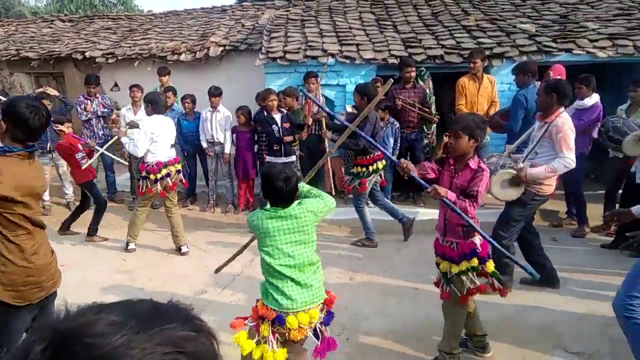 Bundeli Dance Diwari most famous in Madhya pradesh  UP