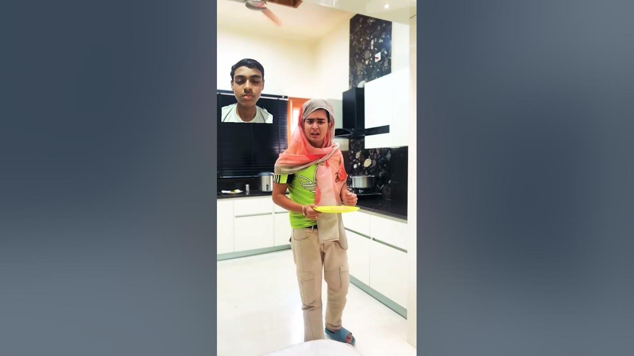 girls-eat-roti-sabji-and-boys-roti-sabji-can-we-wear-fast-eat-roti