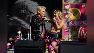 Miley Cyrus, Billy Idol have a 'White Wedding' during TikTok Tailgate concert before Super Bowl