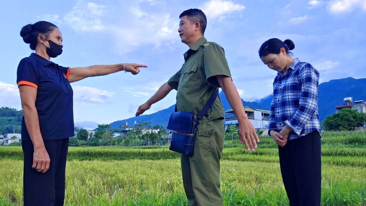 The policeman helps single mother start her life from zero and escape from a witch