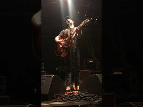 Video The Corner (Acoustic Live)