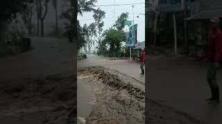 BANYUMAS DIGUYUR HUJAN LEBAT, KARANG  TENGAH CILONGOK BANDIR(2)