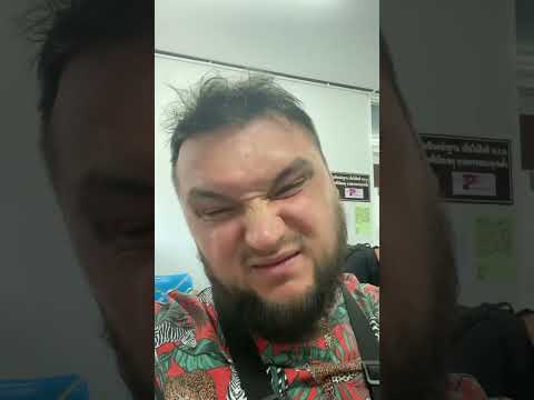 Приняли копы за езду без прав на Пхукете