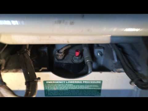 SkyJack Scissor Lift Emergency Lowering Procedure - How to use