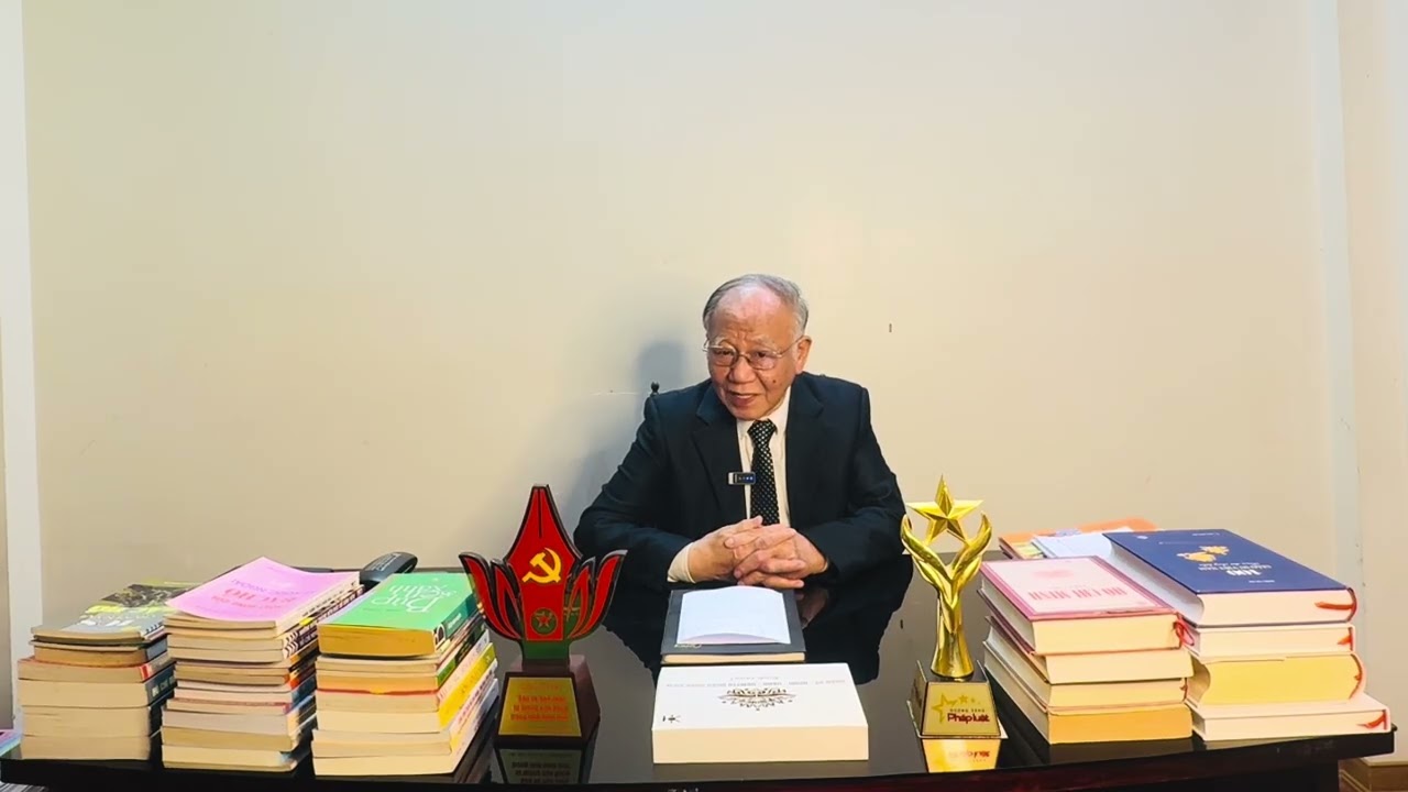 Những mẩu chuyện xúc động về cuộc đời hoạt động cách mạng tìm đường cứu nước của Bác Hồ