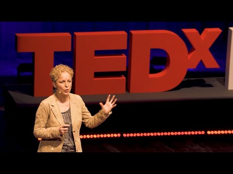 Milioni di cani condannati a nascere. E la colpa è solo nostra. | Sara Turetta | TEDxForlì Episode cover
