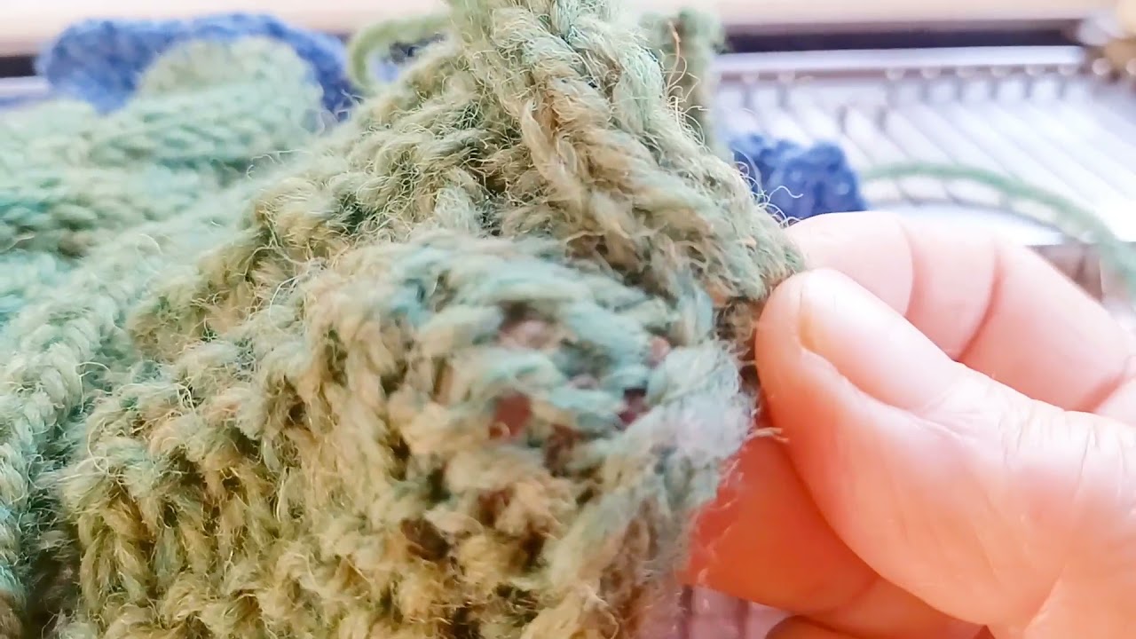 "Hand Knitted" cables on the knitting machine YouTube