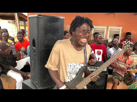 Musuo nka de3 ope me sei well delivered. The bass player held the groove well. Watch this