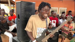 Musuo nka de3 ope me sei well delivered. The bass player held the groove well. Watch this