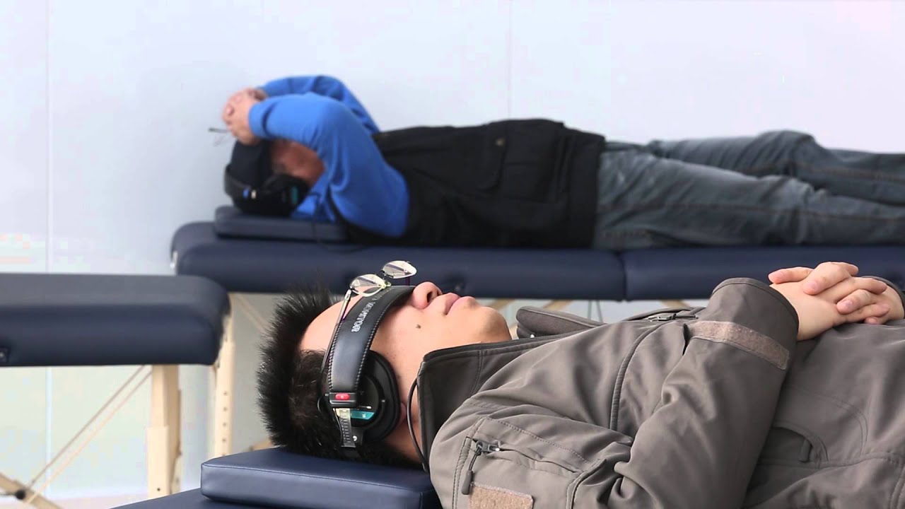 yan jun - noise hypnotizing (10th shanghai biennale)