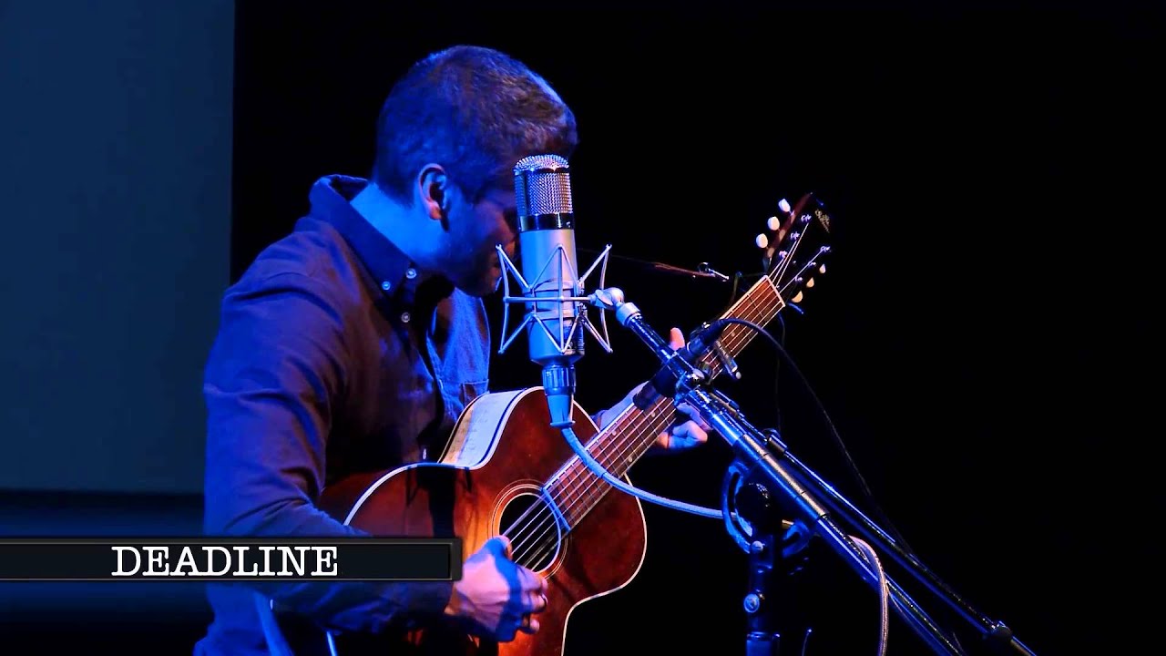 Oscar Isaac Performs 'Green Rocky Road' at Deadline's The Contenders