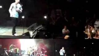 Pumped Up Kicks at Y100 Jingle Ball 2011