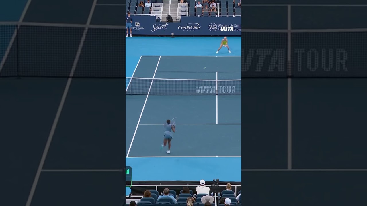 A little this and a lot of that 🤌#WTA #CincyTennis #MarieBouzkova