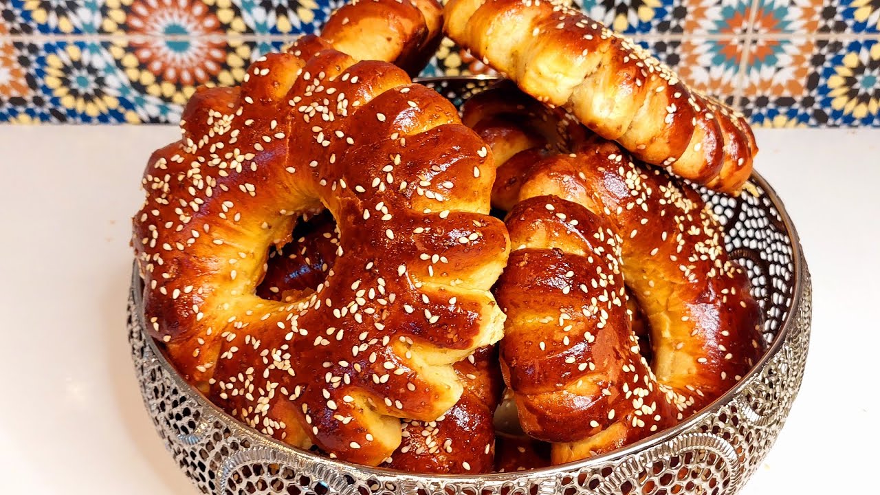 أسهل وصفة الكعك التقليدي بدون دلك ناجح  ملون % مع جميع الاسرار خفيف بحل القطن  وبكمية وفيرة