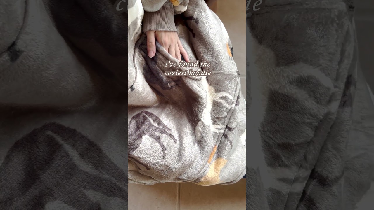 I Tried the Viral Hoodie Blanket… Now I’m Obsessed 😍  