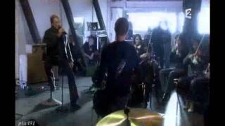 Video thumbnail of "Johnny Hallyday avec Calogero - Ca n'finira jamais. flv"