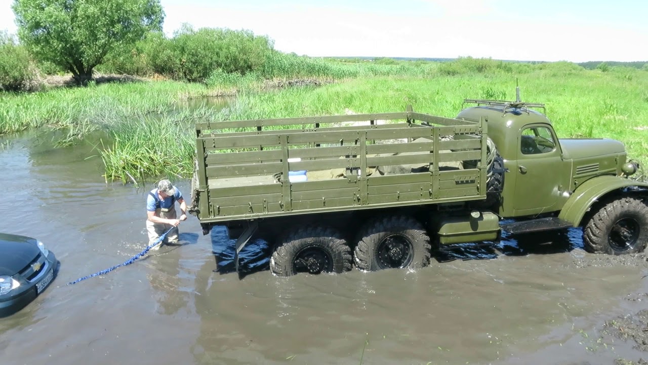 Шеви-Нива +ЗиЛ-157 переправа - YouTube