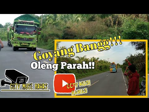  Truk Oleng Fuso  Oleng  Parahh cctvmusirawas YouTube