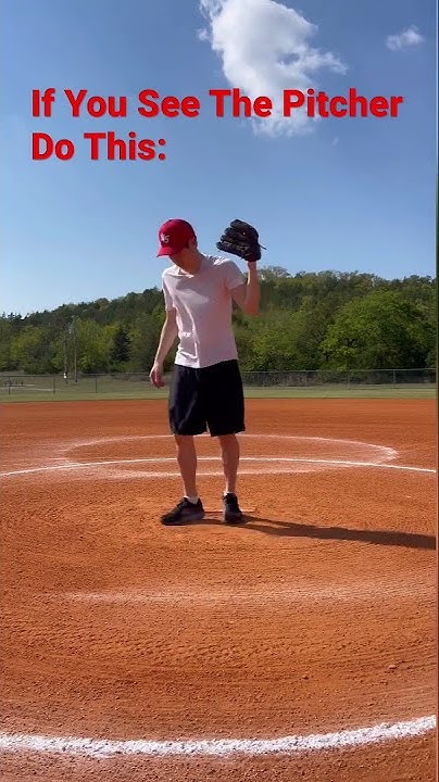 What Is A Delayed Steal In Baseball How To Delayed Steal A Base! #baseball #softball #short #youtubeshorts