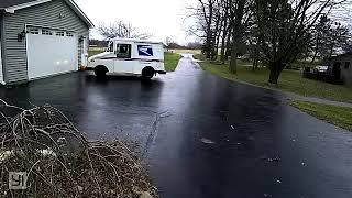 Package tossed from mail truck | FL1 News | Wayne County
