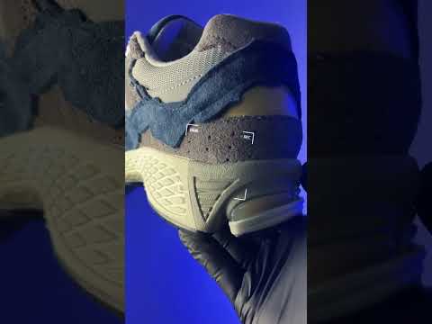 Tênis New Balance 2002D Masculino Marinho / Cinza