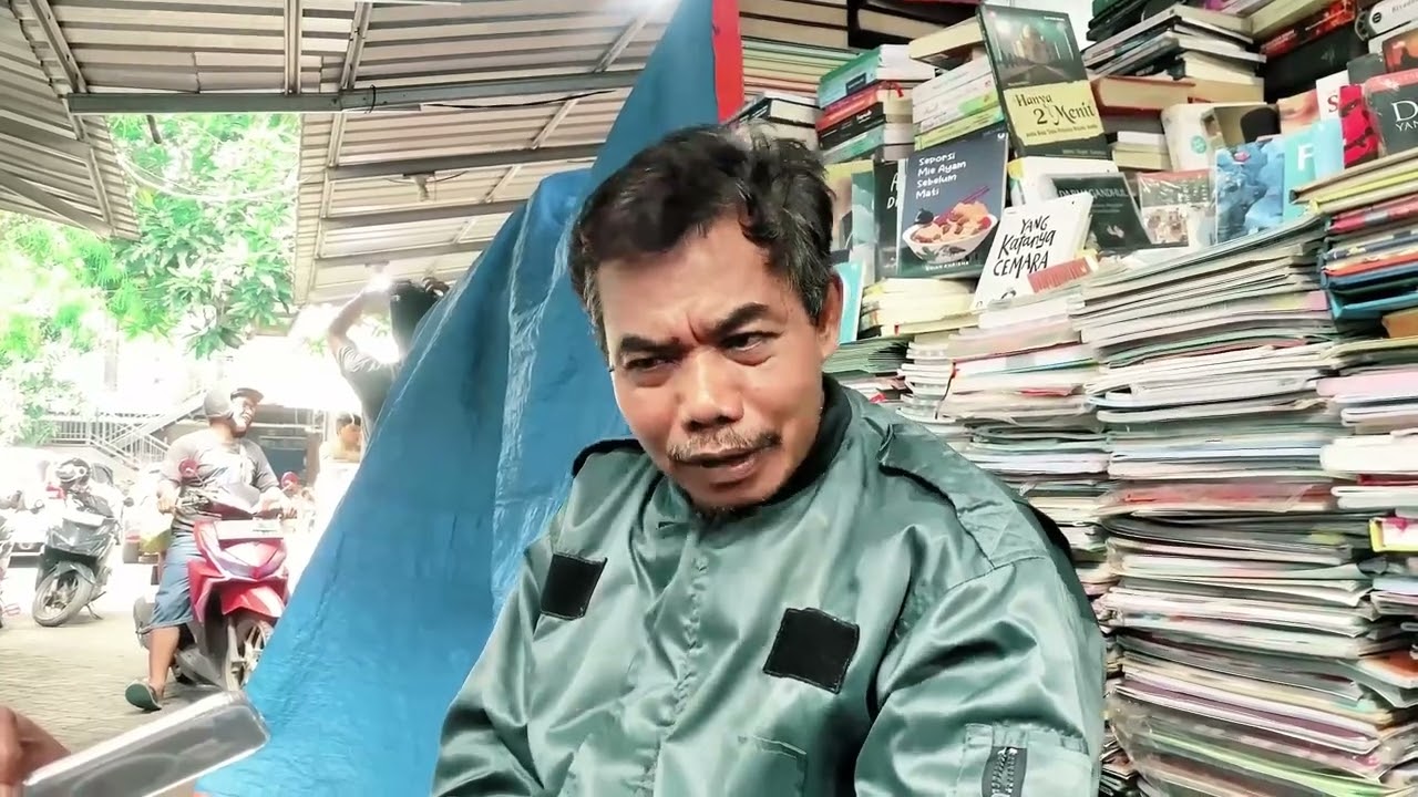 Bertahan Di Kampung Ilmu Surabaya : Human Interest