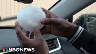 Hailstones the size of baseballs seen in Texas during severe storms screenshot 1