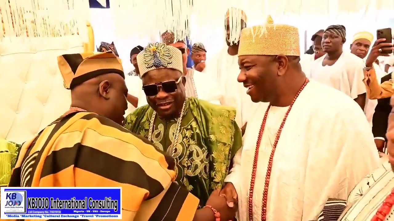 OLORA CORONATION : ALAAFIN OF OYO, OLUPO OF AJASE IPO, TOP YORUBA MONARCHS RECEIVED BY OLORA OF ORA