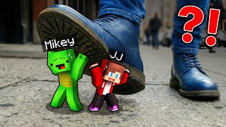 Jj And Mikey Vs Real Human Battle - Minecraft Maizen